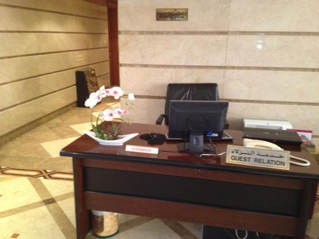 Jonrad Hotel Дубай Екстериор снимка