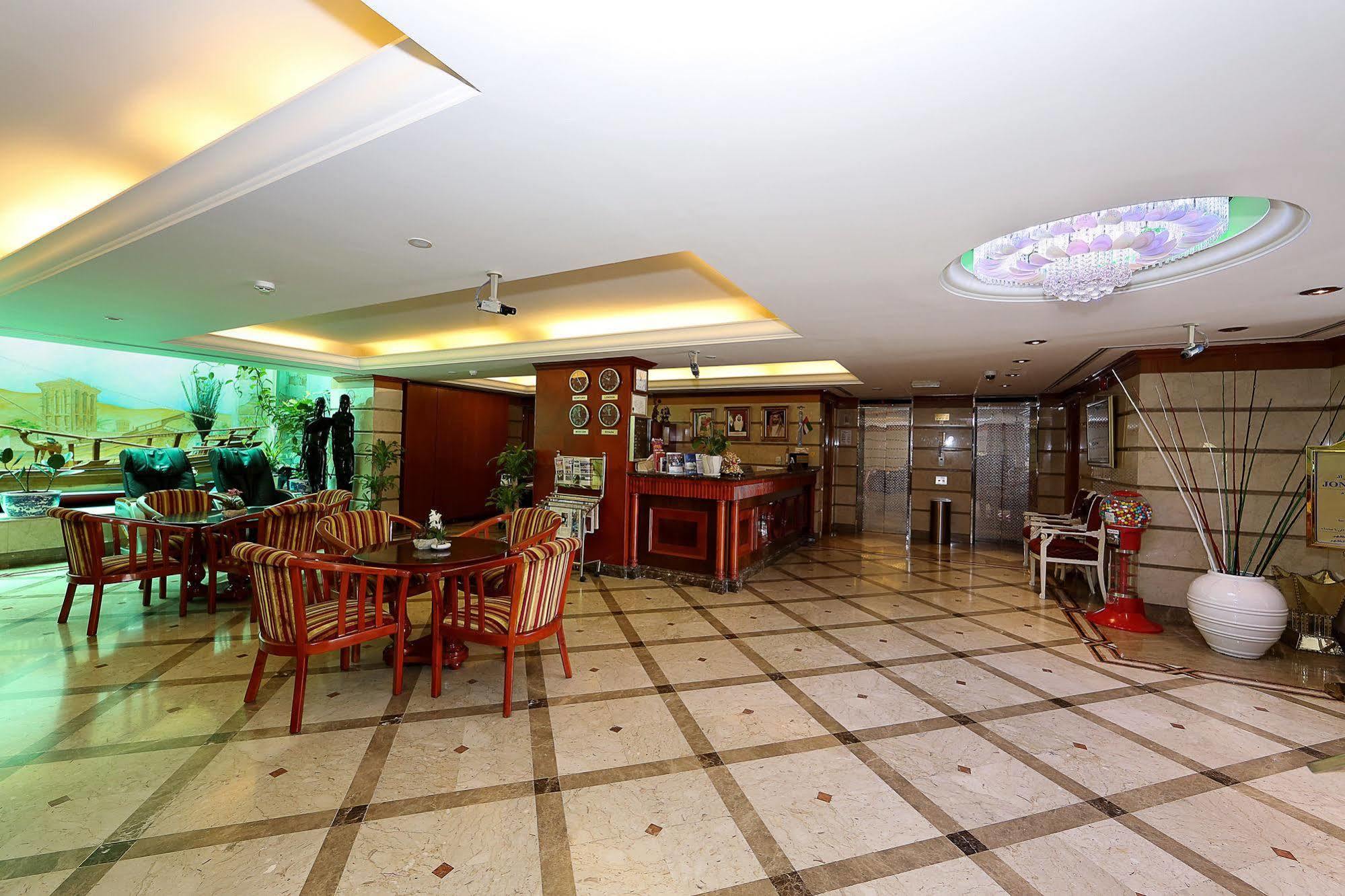 Jonrad Hotel Дубай Екстериор снимка