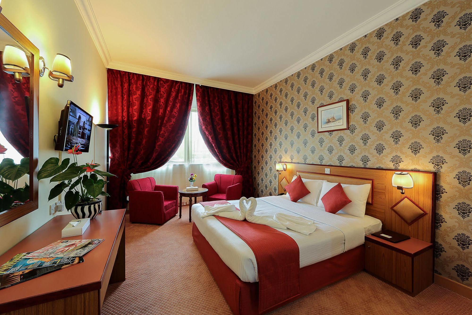 Jonrad Hotel Дубай Екстериор снимка